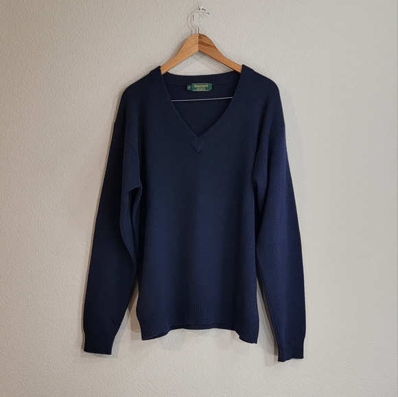 Greenwich Other - Vintage Greenwich 100% Cashmere Sweater